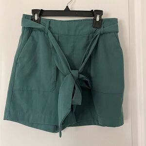 A New Day XS Green Shorts with Pockets and Tie